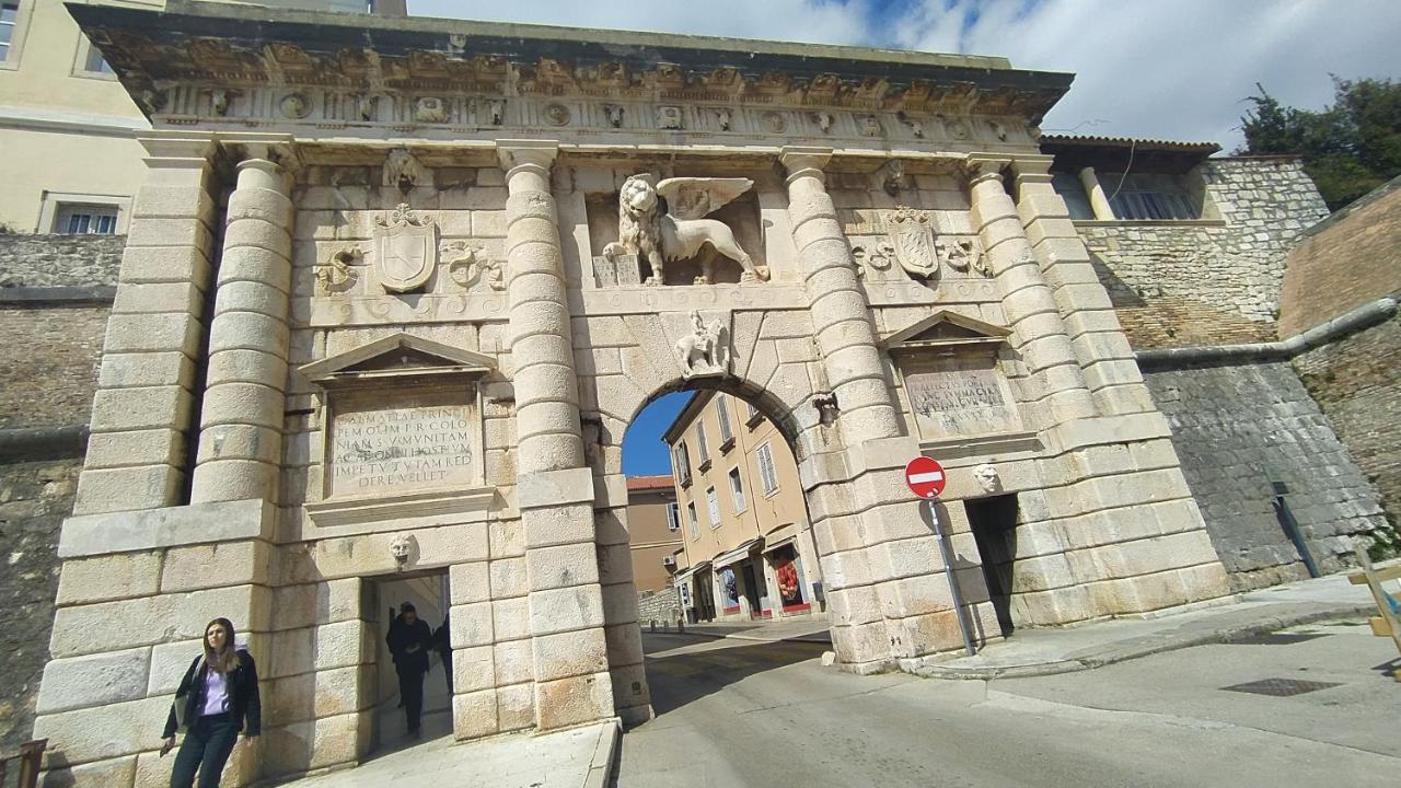 Apartment Antique Zadar - City Center Ngoại thất bức ảnh